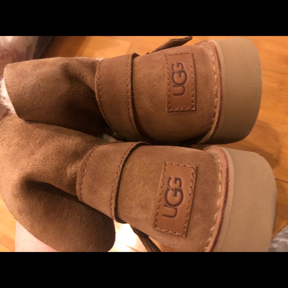 Ugg boots size 11 - Picture 7 of 7